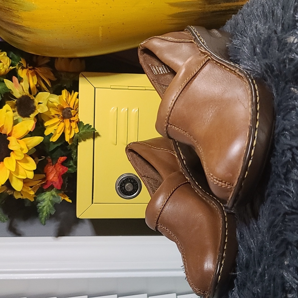 Magellan Leather Slip On Clogs